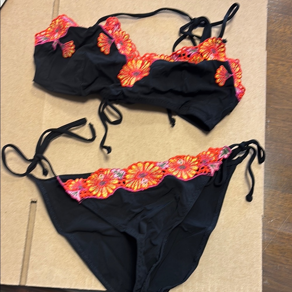 & Other Stories Black and Orange Bandeau strappy Bikini